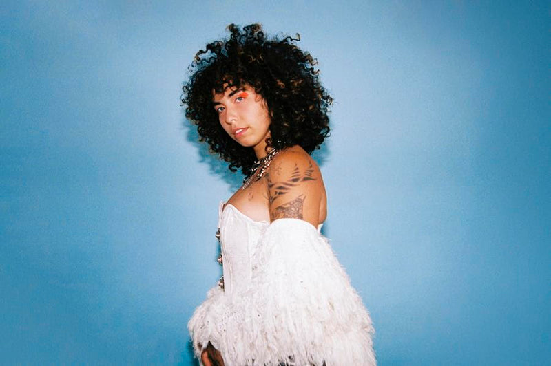 INDIGO DE SOUZA DROPS PRECIPICE